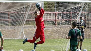 06-07-20
ELCHE
ENTRENAMIENTO
EDGAR BADIA
