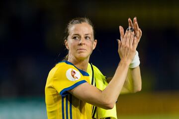 La delantera sueca tienen en su cuenta 42 anotaciones en Champions, y actualmente juega para el Olympique de Lyon.