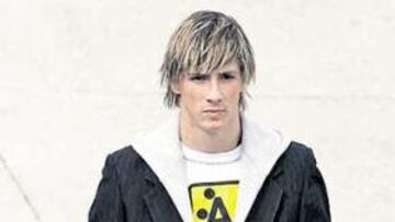 <b>SE LE ESPERA. </b>Torres lleva nueve partidos sin marcar y el Atlético le está echando de menos.