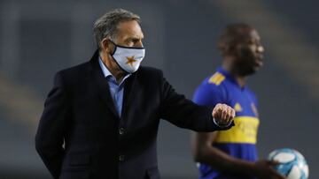 Russo duda de su continuidad