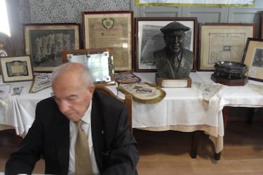 Real Madrid’s oldest supporters’ club Peña Casa Mariano is 100 years old