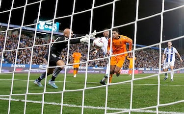 0-3. Disparo de Brahim Díaz que roza en Renato Tapia y el balón se estrella en el larguero. Jude Bellingham, atento al rechace, remata de cabeza, para anotar el tercer tanto en el minuto 84 de partido.