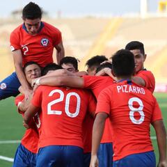 La Roja golea y se mantiene con vida en el Sudamericano