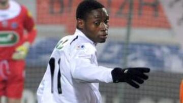 <b>DUDAS. </b>El fichaje de Diafra Sakho por el Recreativo aún está en el aire .