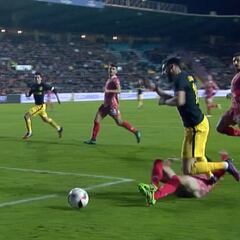 ¿Hubo penalti a Carrasco en la jugada que derivó en el 0-1?