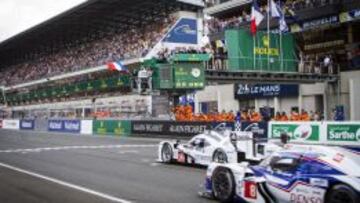 Alonso, en el momento de dar la salida a las 24 Horas de Le Mans de este mismo año.