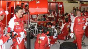 Alonso: "Si sigo en la Fórmula 1 tras 2016 será con Ferrari"