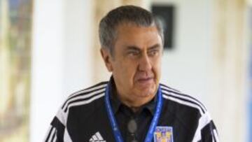 El presidente de los Tigres aseguró que demandará al Levadiakos por daños y perjuicios.