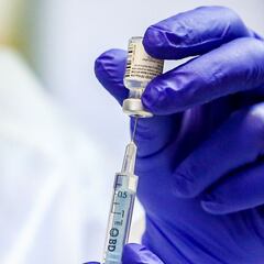 Illa avanza que este martes llegarán 369.525 dosis de la vacuna de Pfizer