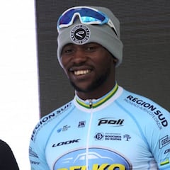 Joseph Areruya, primer negro africano en la París-Roubaix