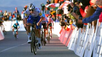 Evenepoel gana en el Alto de Fóia.