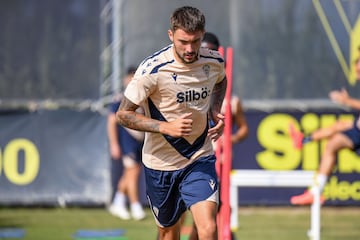 20/09/24 
ENTRENAMIENTO 
CADIZ  BOJAN KOVACEVIC