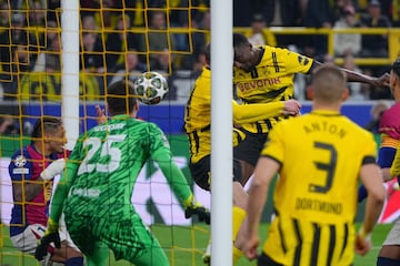 El delantero guineano Serhou Guirassy marcó el 2-0 tras rematar a placer un balón desde dentro del área pequeña.