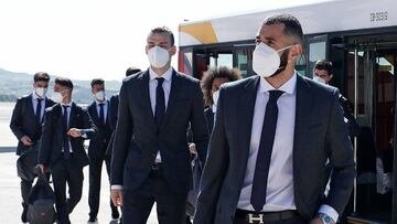 El Real Madrid combinará autobús y avión para su retorno a la capital de España.