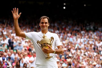 El suizo Roger Federer hizo historia y se erige como uno de los deportistas más grandes de todos los tiempos al adjudicarse su octavo torneo de Wimbledon y decimonoveno grand slam de su carrera, al derrotar en tres sets al croata Marin Cilic. Federer, quien el próximo mes de agosto cumplirá 36 años, volvió a adjudicarse Wimbledon, uno de los 4 grand slams y mismo que no ganaba desde 2012.