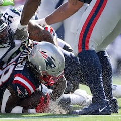 Why is Rhamondre Stevenson losing his starting job for the New England Patriots?