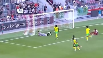 Vuelco con Vicente Reyes en Norwich: esto hizo en un amistoso