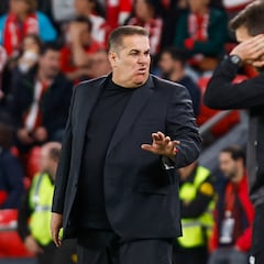 Sandoval: “Vamos a intentar morir de pie”