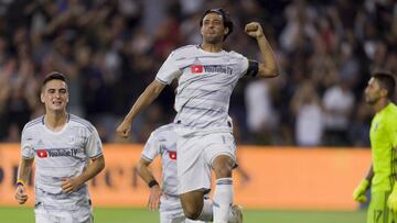 El delantero mexicano de Los Angeles FC, Carlos Vela, durante un partido.