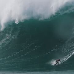 Nazaré no da tregua: olas gigantes para empezar febrero