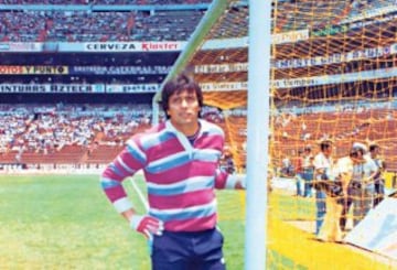 El 'Gato' Marín, considerado el mejor de los porteros que ha tenido en el fútbol mexicano, fue pieza clave en el partido entre Cruz Azul y América que definió el título de la temporada 1971-1972, que culminó con victoria celeste y el tercer campeonato de liga.