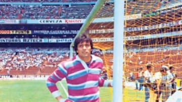 El 'Gato' Marín, considerado el mejor de los porteros que ha tenido en el fútbol mexicano, fue pieza clave en el partido entre Cruz Azul y América que definió el título de la temporada 1971-1972, que culminó con victoria celeste y el tercer campeonato de liga.