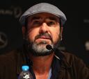 Cantona recurre a dos palabras en español para luchar contra el “fascismo” en Francia