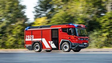 Rosenbauer RT: el primer camión de bomberos eléctrico del mundo es el más capaz y avanzado de todos