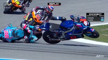 Durísimo impacto que lo sacó de carrera.