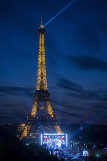 París se paraliza con concierto kick-off de David Guetta previo a la Eurocopa