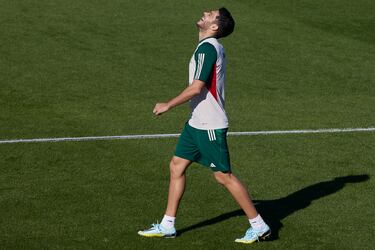 Raúl Jiménez ya se entrena a las órdenes del ‘Tata’ Martino