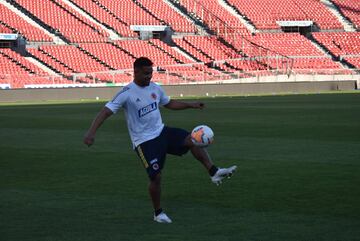 La Selección Colombia entrenó en el Estadio Nacional de Chile antes de enfrentar a la Roja de Reinaldo Rueda por la fecha 2 de Eliminatorias.