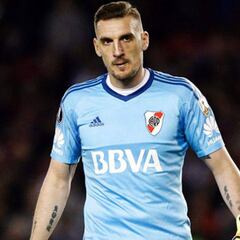 Armani: "Con línea de tres me he sentido muy cómodo"