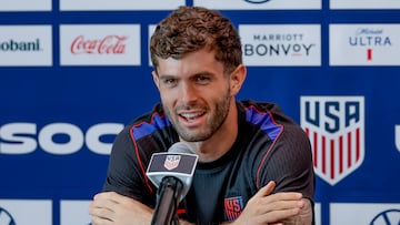 The USMNT star spoke about feeling the pressure on his shoulders ahead of a World Cup on home soil.