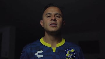 ¡Como un histórico! Así recibió el Everton de Chile al ‘Chapito’ Montes