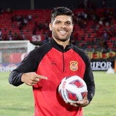 El jugador que enciende la Primera B: ¡qué golazo de volea!