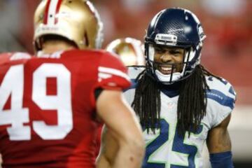 Richard Sherman tuvo un día bastante tranquilo, ya que la presión sobre Kaepernick dio un gran fruto. El cornerback finalizó con 2 tackles y otro asistido. La temible Legion of Boom tuvo un día de trabajo relajado.