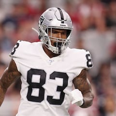 Raiders extienden contrato de Darren Waller