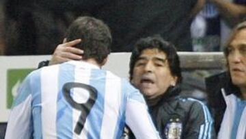 Maradona a Higuaín: "Que tu viejo les saque la mayor guita posible"