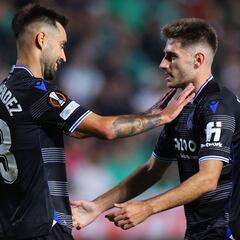 Robert Navarro lleva a la Real a la ‘final’ contra el United