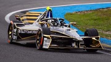 Max Günther, con el DS Penske en los test de Fórmula E en el Jarama.