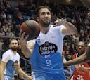 El Obradoiro se lleva un duro choque ante un Murcia en caída libre