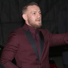 McGregor plans to fight in 2018 says fighters must lobby to fight him