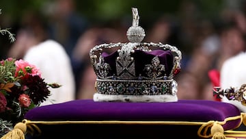 Imperial State Crown is seen on the coffin of Britain's Queen Elizabeth on the day of her state funeral and burial, in London, Britain, September 19, 2022. REUTERS/Tom Nicholson