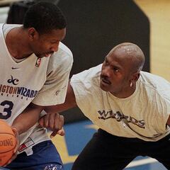 Michael Jordan echó del equipo a Profit por vacilarle demasiado