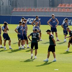 Simeone prueba para Vitoria con el mismo once que ante el Elche