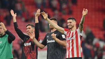 13/04/25 PARTIDO PRIMERA DIVISION
ATHLETIC BILBAO - RAYO VALLECANO
FIN DE PARTIDO SALUDO YERAY LOPEZ UNAI SIMON OIHAN SANCET