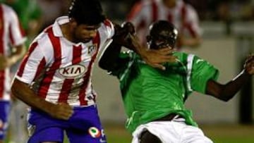 <b>IMPRECISO. </b>Diego Costa no remató ninguno de los balones que le llegaban de las bandas.