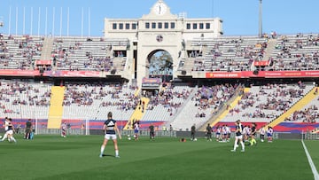19/11/23 FUTBOL FEMENINO
PARTIDO PRIMERA DIVISION FEMENINA
FC BARCELONA - REAL MADRID
ESTADIO OLIMPICO LLUIS COMPANYS EN MONTJUIC
CALENTAMIENTO