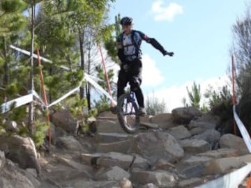 Espectaculares imágenes de Monociclismo extremo